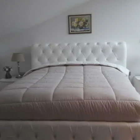 Flat At The Seafront Apartment *